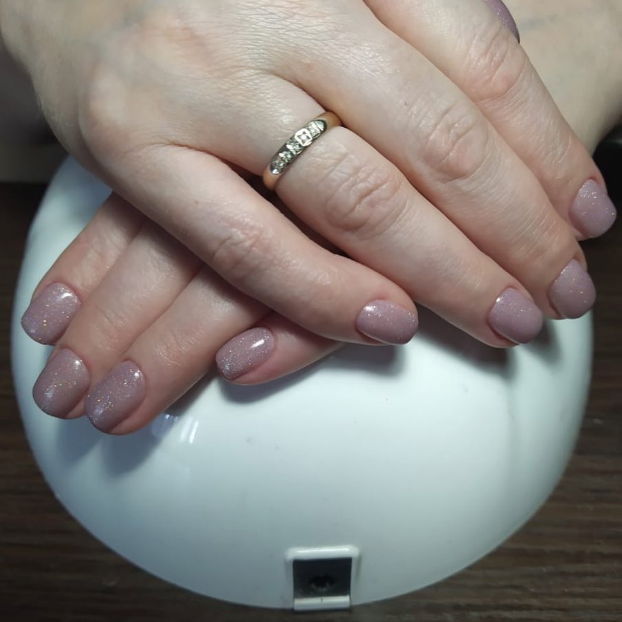 Маникюр из коллекции Nails Flare