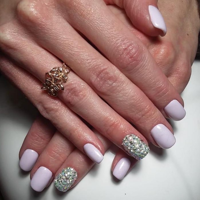 Маникюр из коллекции Nails Flare