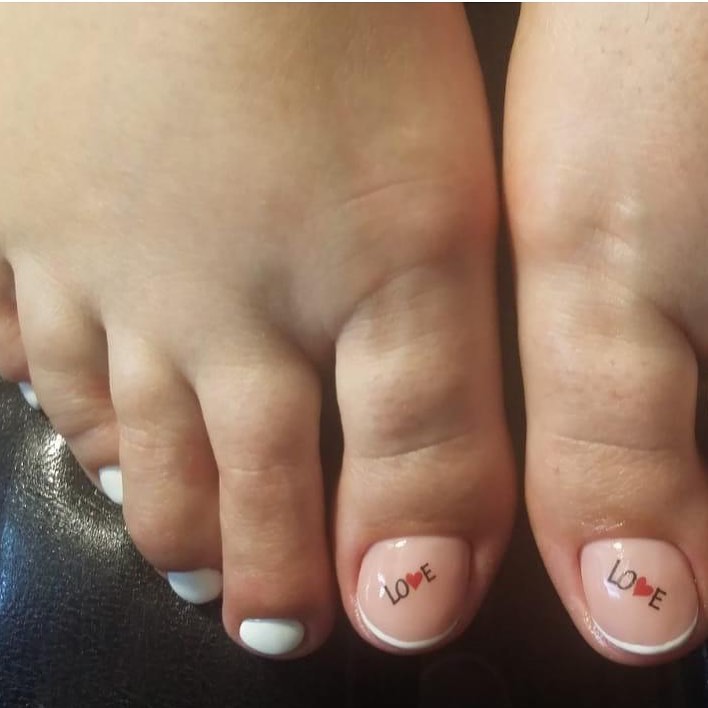 Маникюр из коллекции Nails Flare