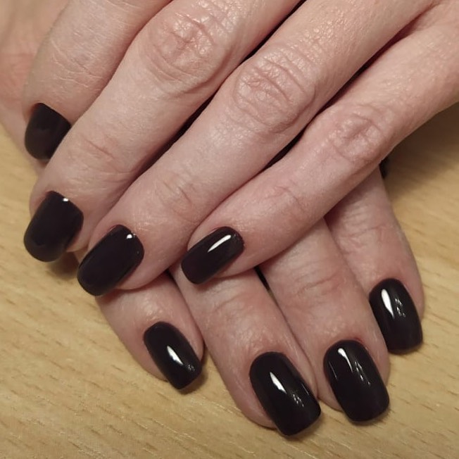 Маникюр из коллекции Nails Flare