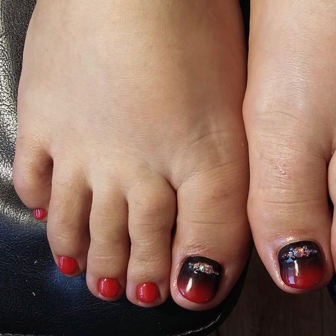 Маникюр из коллекции Nails Flare