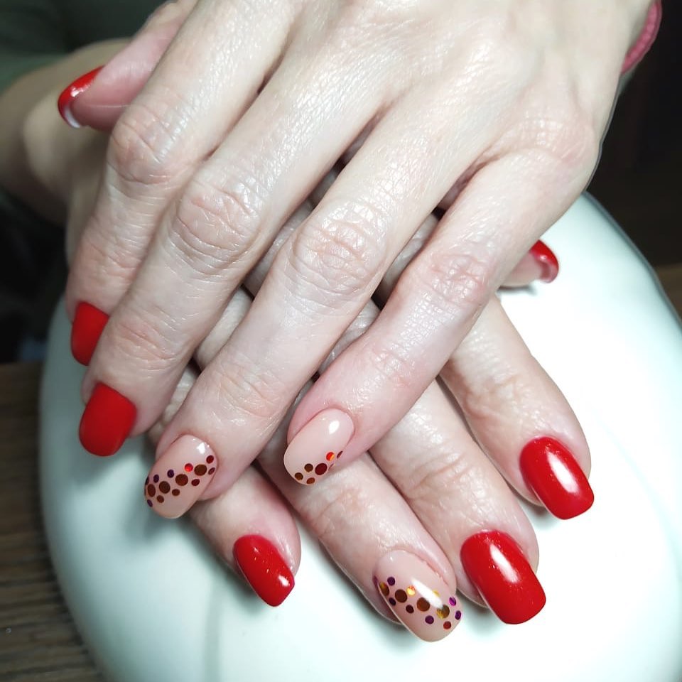 Маникюр из коллекции Nails Flare