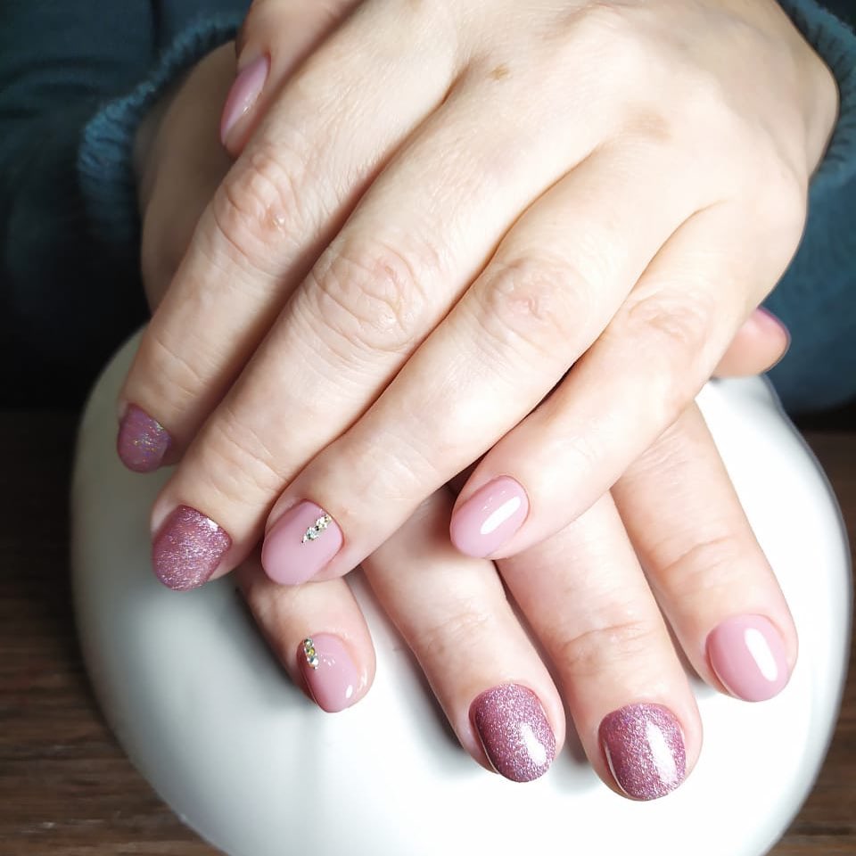 Маникюр из коллекции Nails Flare