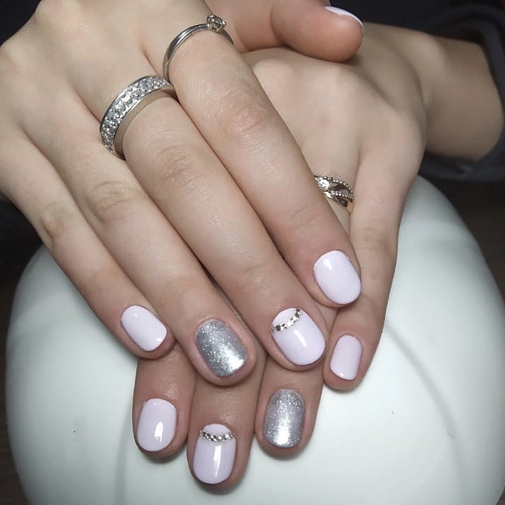 Маникюр из коллекции Nails Flare