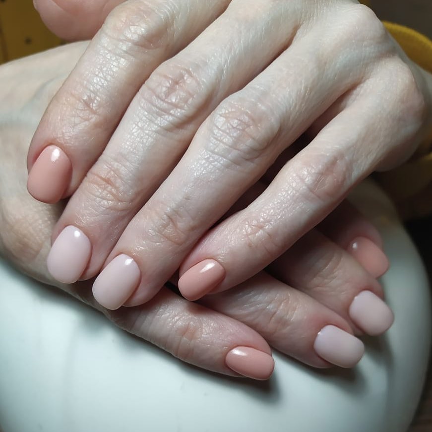 Маникюр из коллекции Nails Flare